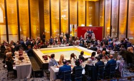 Dr. Anthony J. Limberakis, EPBF Chair, welcomes FOUNDERS to a dinner that kicked off the annual Archon Weekend. (Photos by J. Mindala)